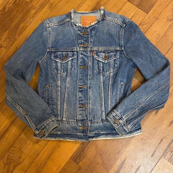 Levi’s original denim jacket cut out neck style.